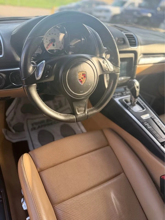 2016 Porsche 981 Cayman - Image 4 of 7