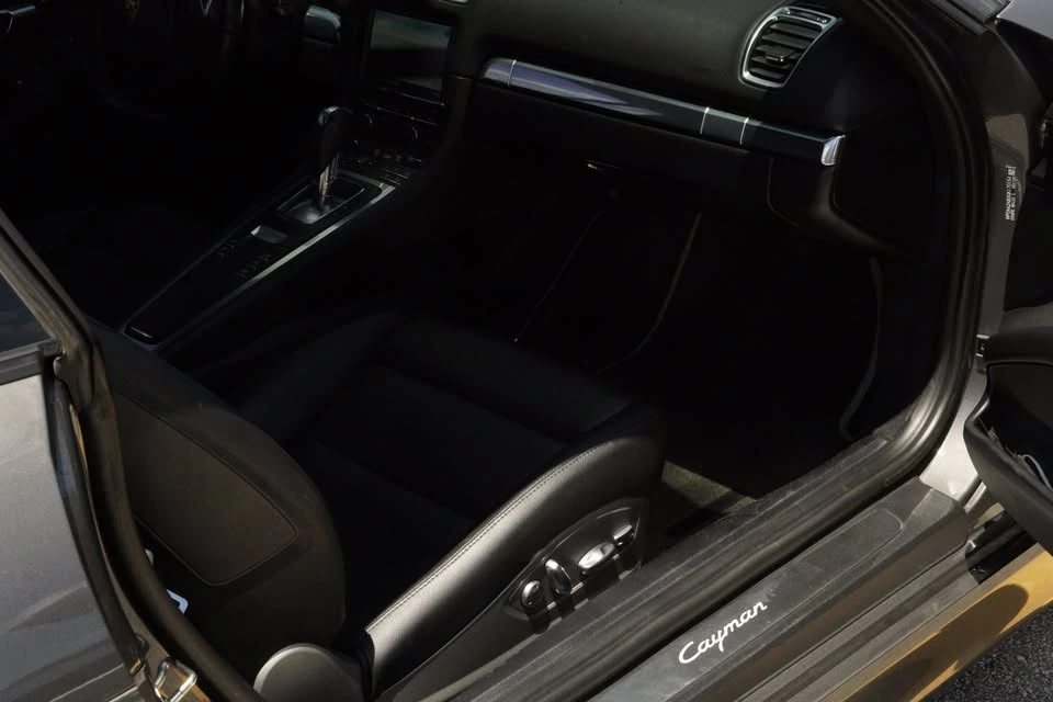 2016 Porsche 718 Cayman - Image 12 of 13