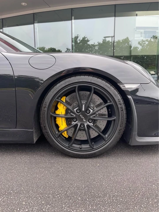 2016 Porsche 981 Cayman GT4 - Image 5 of 12
