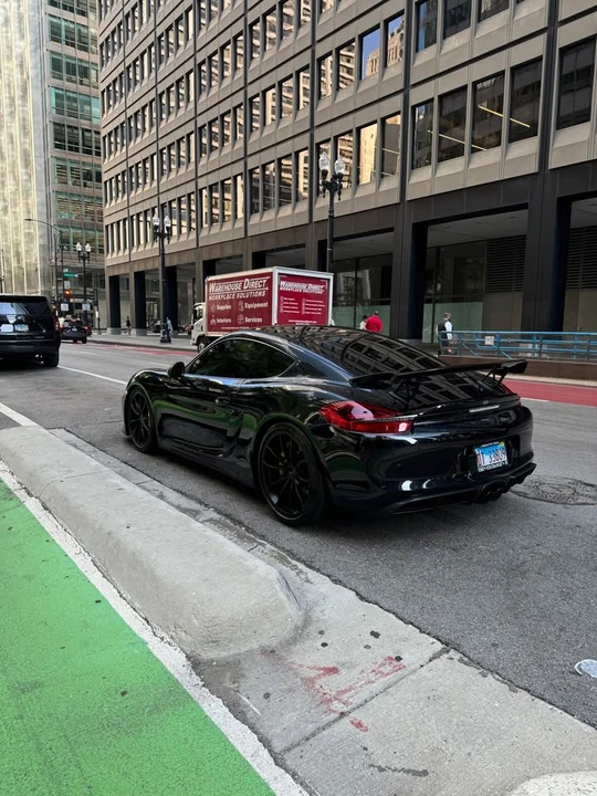 2016 Porsche 981 Cayman GT4 - Image 2 of 12