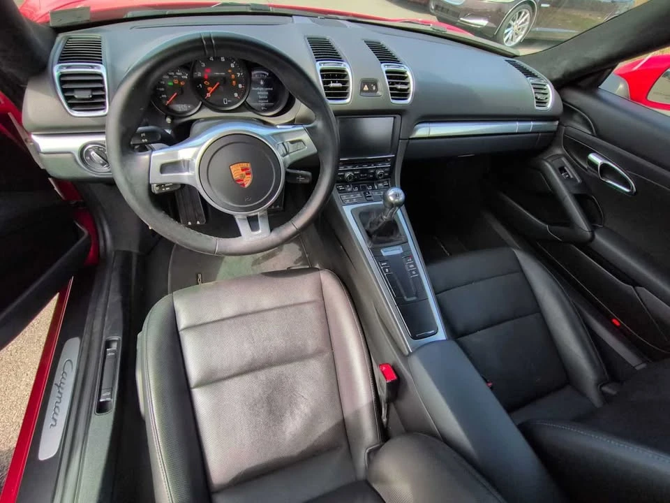 2016 Porsche 981 Cayman - Image 7 of 9