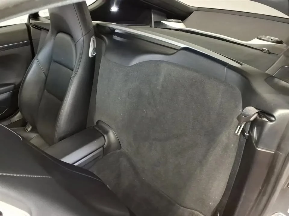 2016 Porsche 981 Cayman - Image 11 of 14