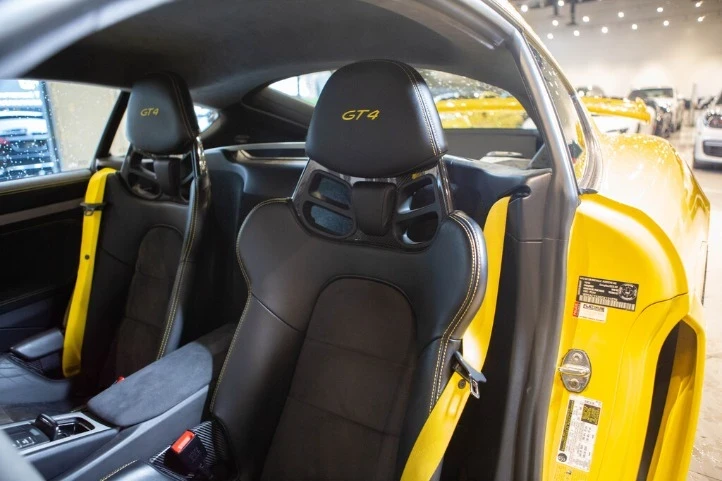 2016 Porsche 981 Cayman GT4 - Image 11 of 15