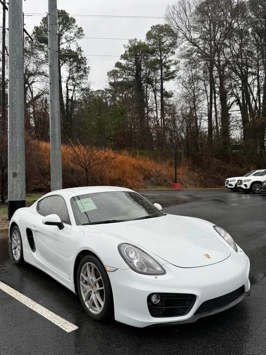 2016 Porsche 981 Cayman - Image 2 of 7