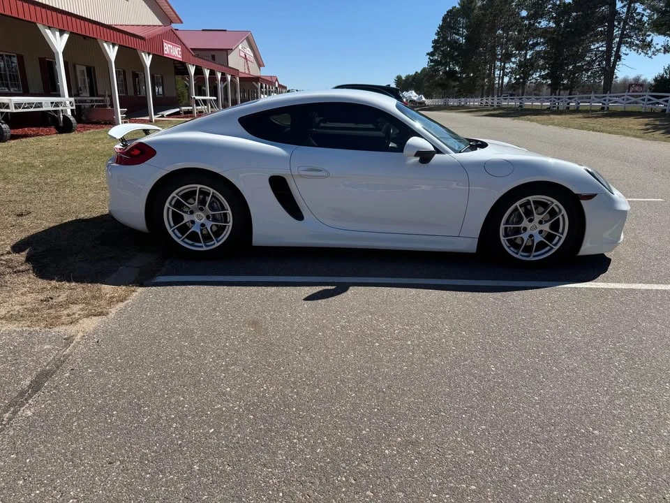 2016 Porsche 981 Cayman - Image 5 of 19