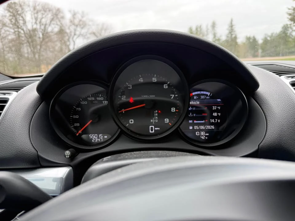 2016 Porsche 981 Cayman - Image 19 of 20