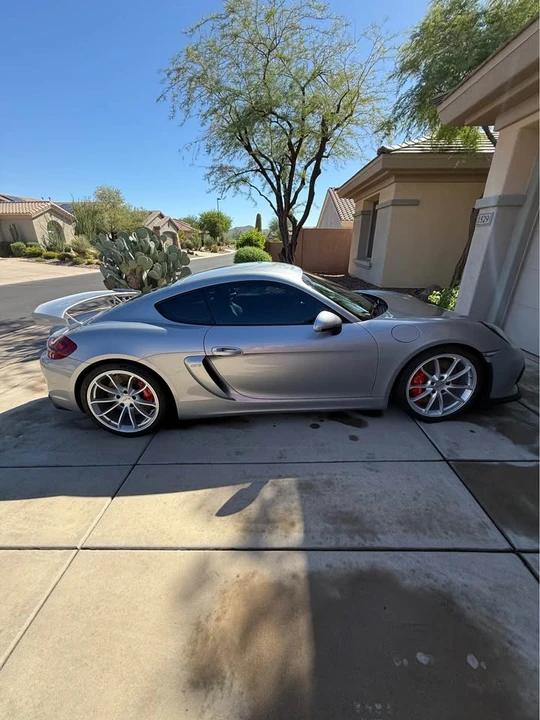 2016 Porsche 981 Cayman GT4 - Image 4 of 14