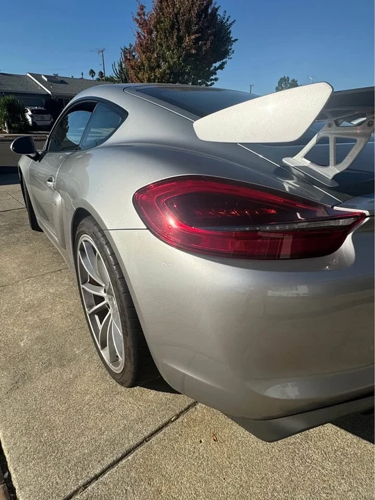2016 Porsche 981 Cayman GT4 - Image 4 of 13