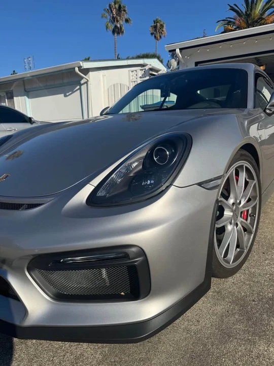 2016 Porsche 981 Cayman GT4 - Image 2 of 13