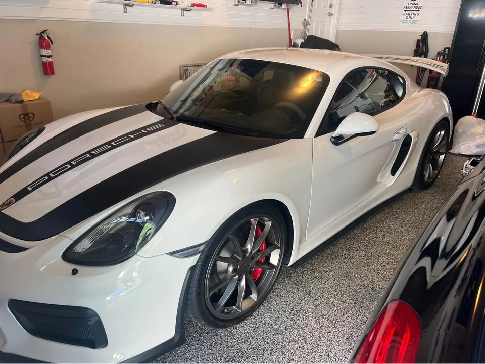 2016 Porsche 981 Cayman GT4 - Image 4 of 14