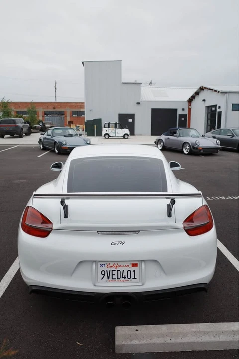 2016 Porsche 981 Cayman GT4 - Image 5 of 14