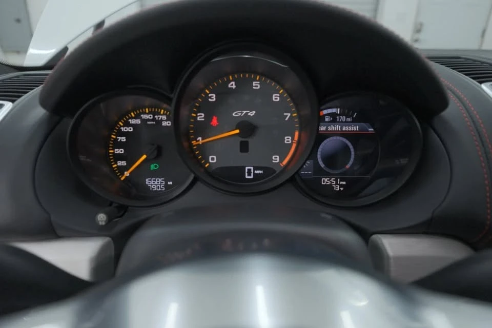 2016 Porsche 981 Cayman GT4 - Image 15 of 20