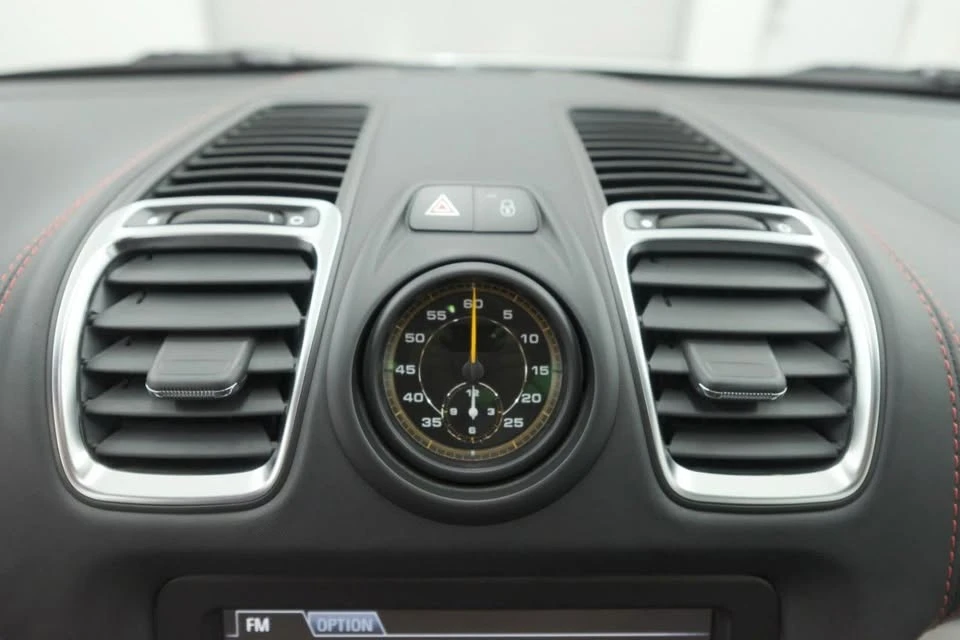 2016 Porsche 981 Cayman GT4 - Image 18 of 20