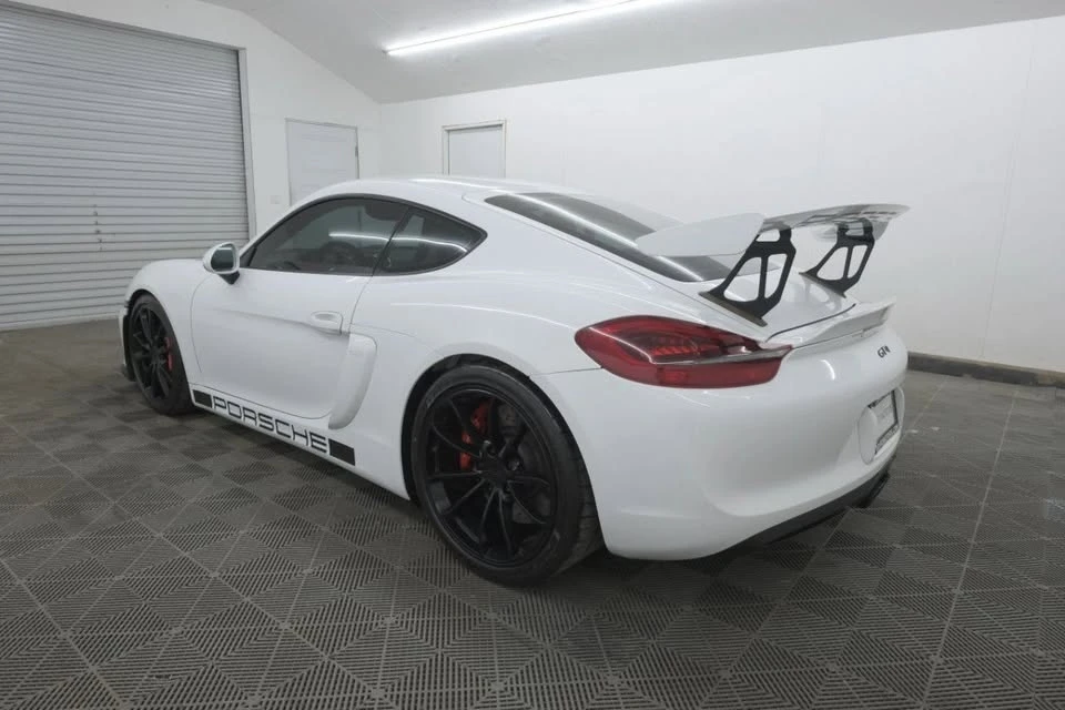 2016 Porsche 981 Cayman GT4 - Image 4 of 20