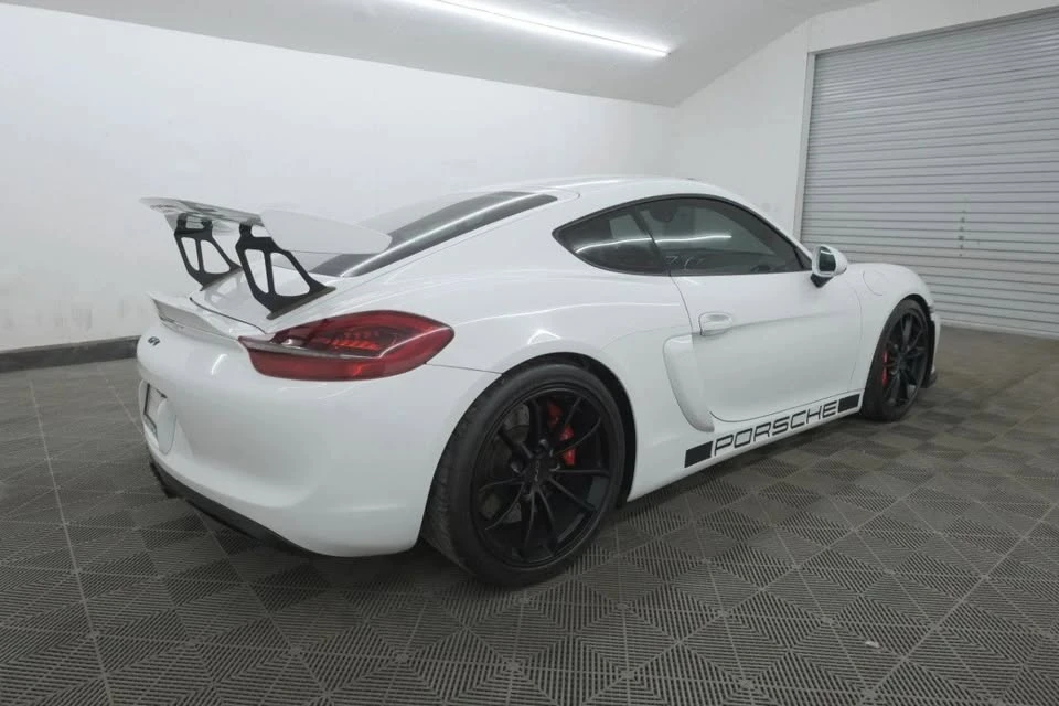 2016 Porsche 981 Cayman GT4 - Image 6 of 20