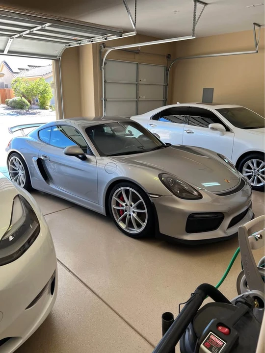 2016 Porsche 981 Cayman GT4 - Image 8 of 18