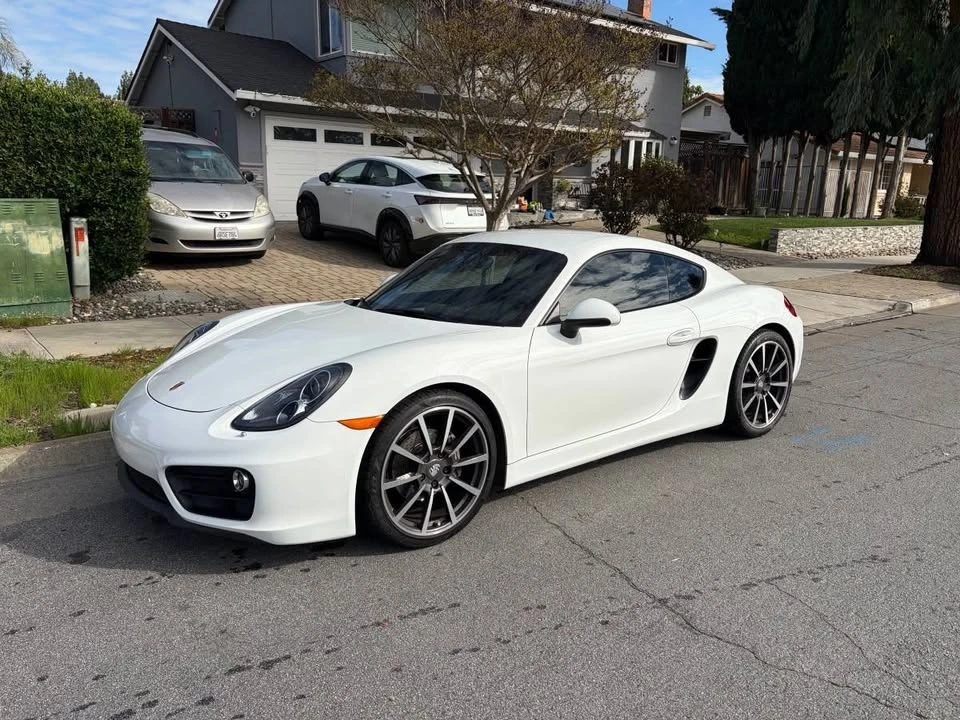 2016 Porsche 981 Cayman - Image 2 of 12