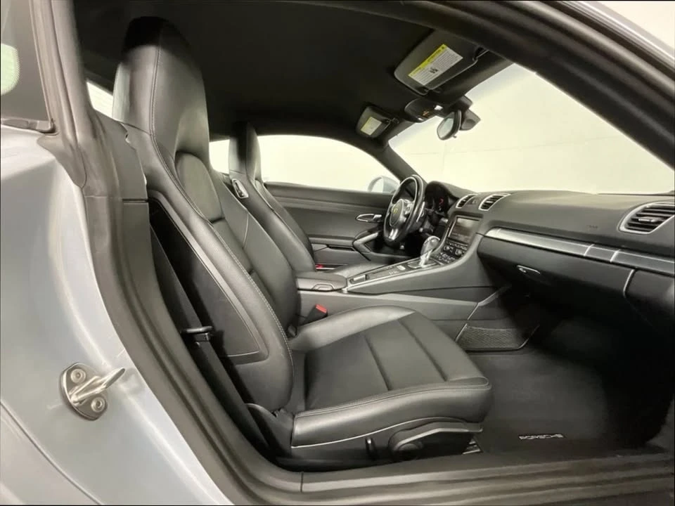 2016 Porsche 981 Cayman - Image 15 of 20