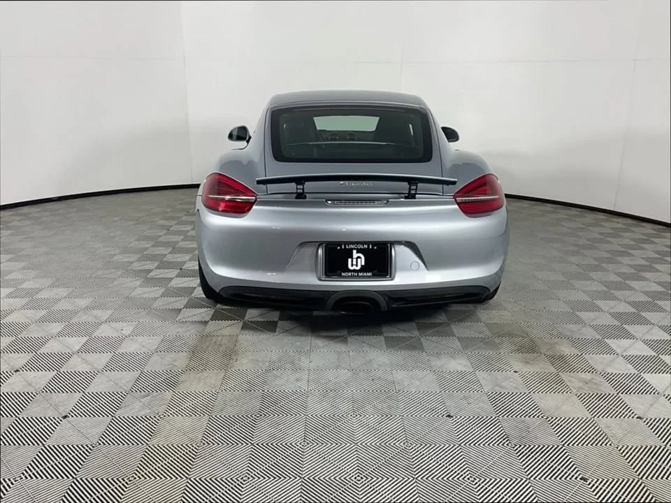 2016 Porsche 981 Cayman - Image 8 of 20