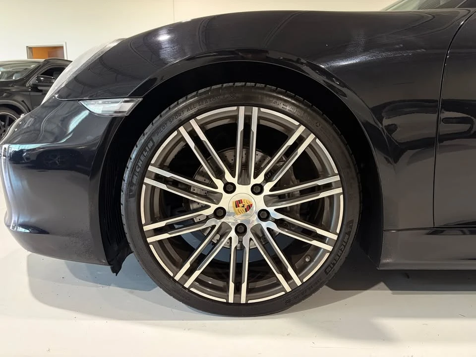 2016 Porsche 981 Cayman - Image 14 of 16
