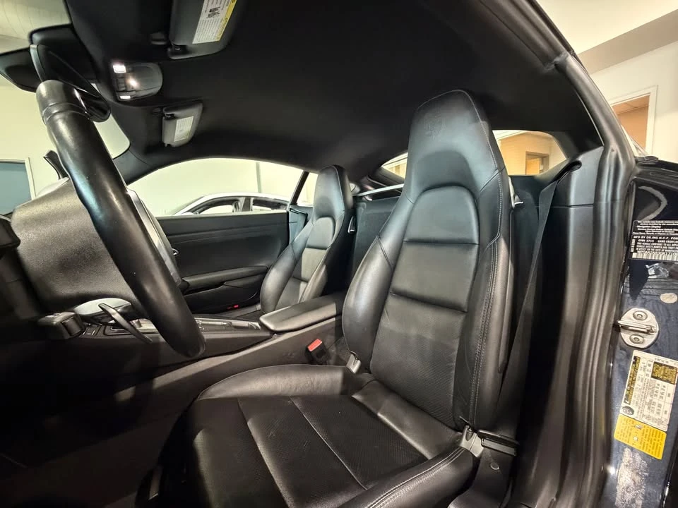 2016 Porsche 981 Cayman - Image 7 of 16