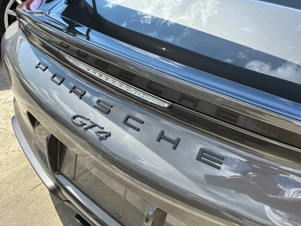 2016 Porsche 981 Cayman GT4 - Image 3 of 20