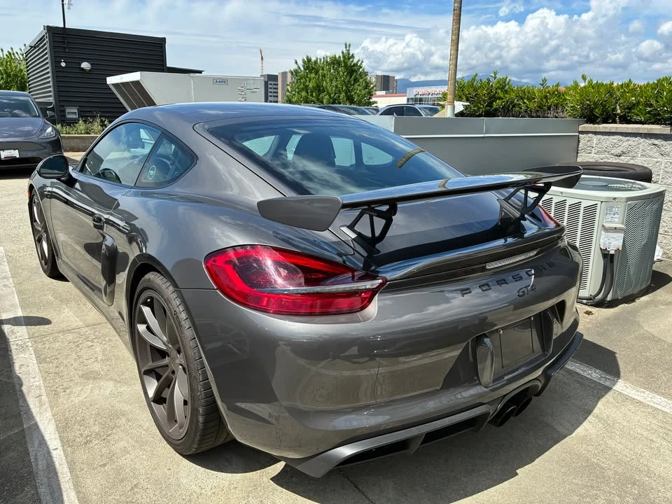 2016 Porsche 981 Cayman GT4 - Image 11 of 20
