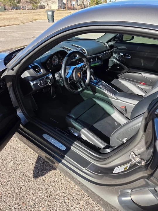 2016 Porsche 981 Cayman S - Image 6 of 11