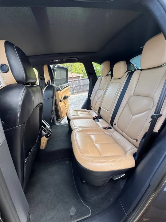 2016 Porsche 958 Cayenne - Image 4 of 6
