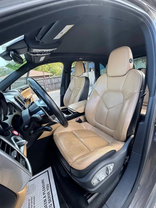 2016 Porsche 958 Cayenne - Image 5 of 6
