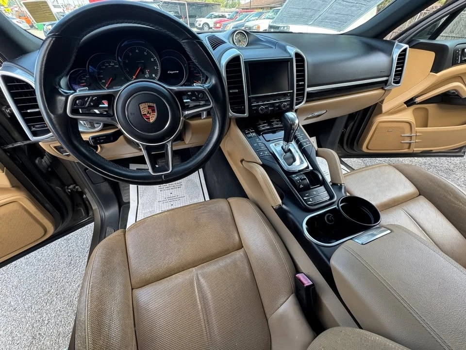 2016 Porsche 958 Cayenne - Image 6 of 6