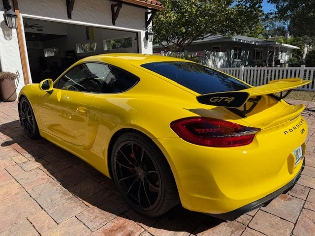 2016 Porsche 981 Cayman GT4 - Image 2 of 6