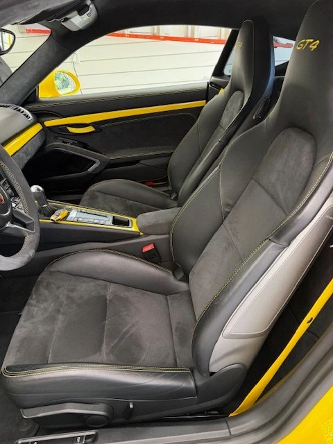 2016 Porsche 981 Cayman GT4 - Image 5 of 6