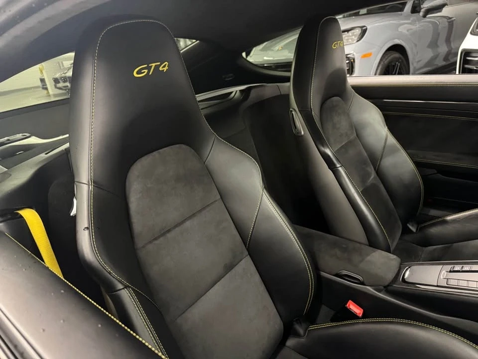 2016 Porsche 981 Cayman GT4 - Image 3 of 9