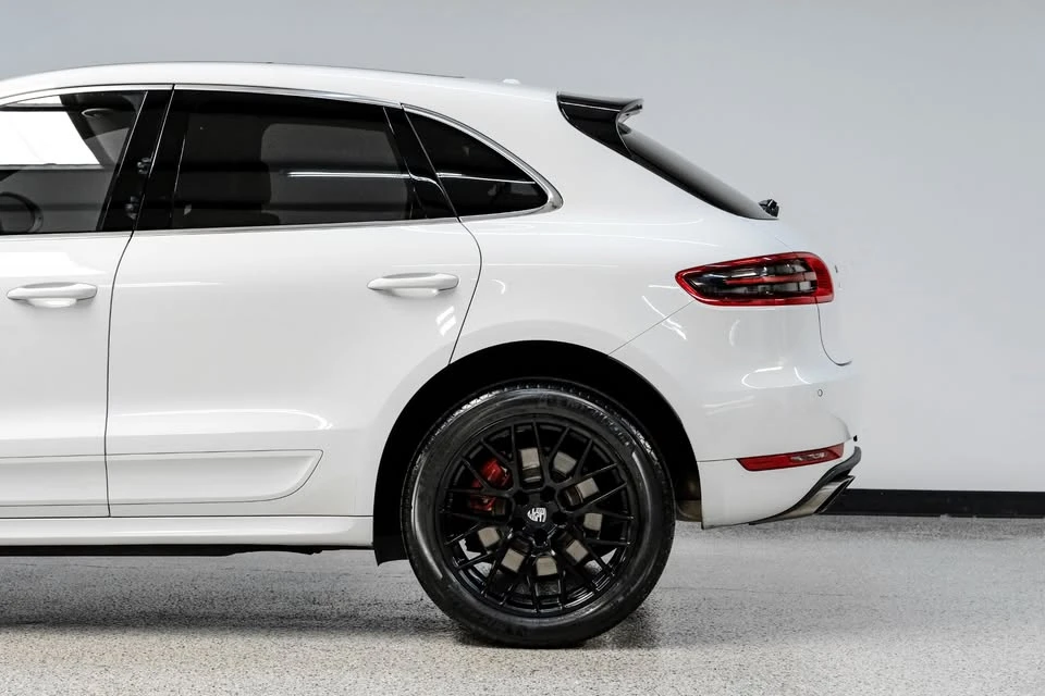 2016 Porsche Macan - Image 12 of 19