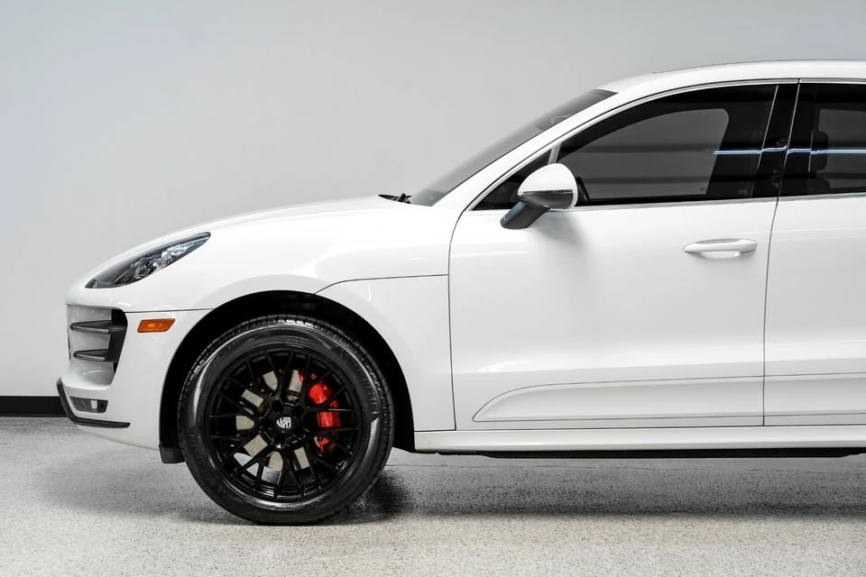 2016 Porsche Macan - Image 11 of 19