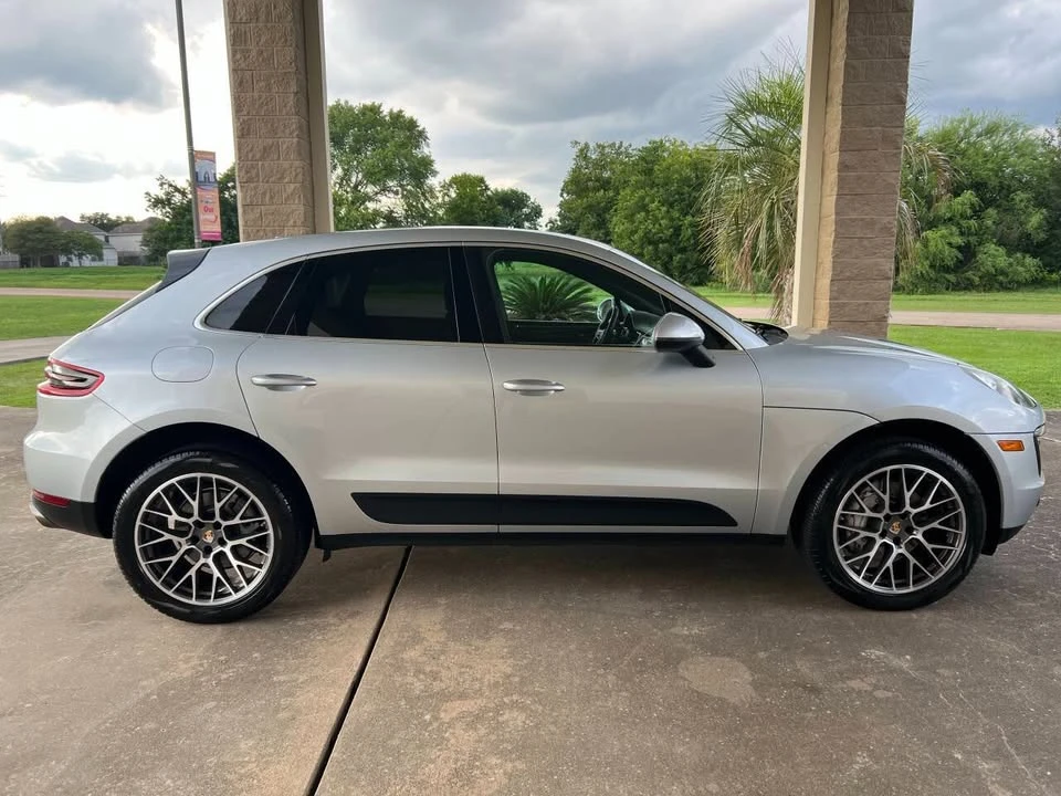 2016 Porsche Macan - Image 7 of 16