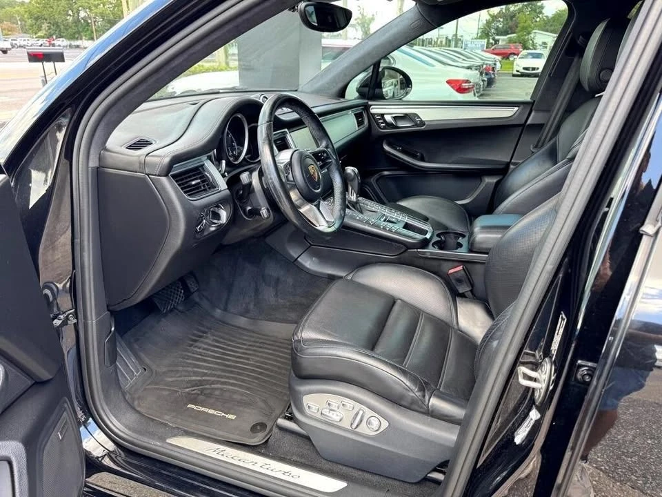 2016 Porsche Macan - Image 7 of 20
