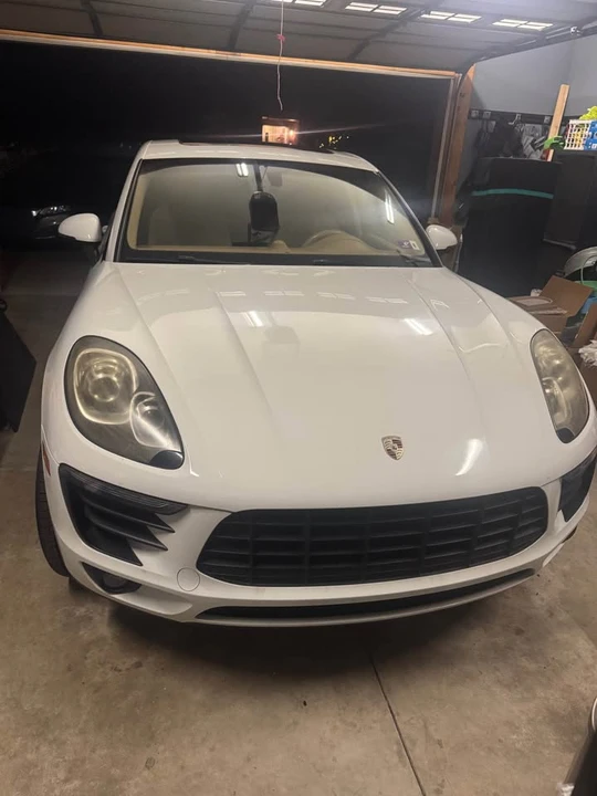 2016 Porsche Macan - Image 2 of 7