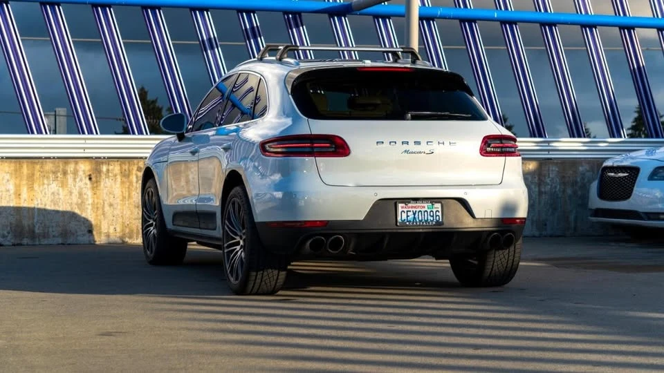 2016 Porsche Macan - Image 7 of 20