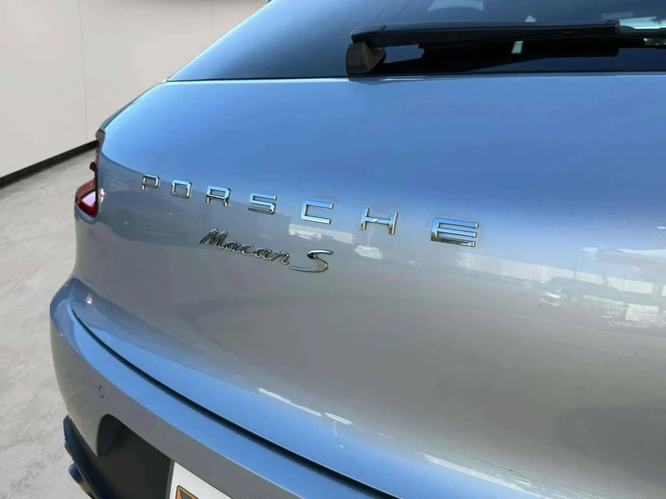 2016 Porsche Macan - Image 13 of 20