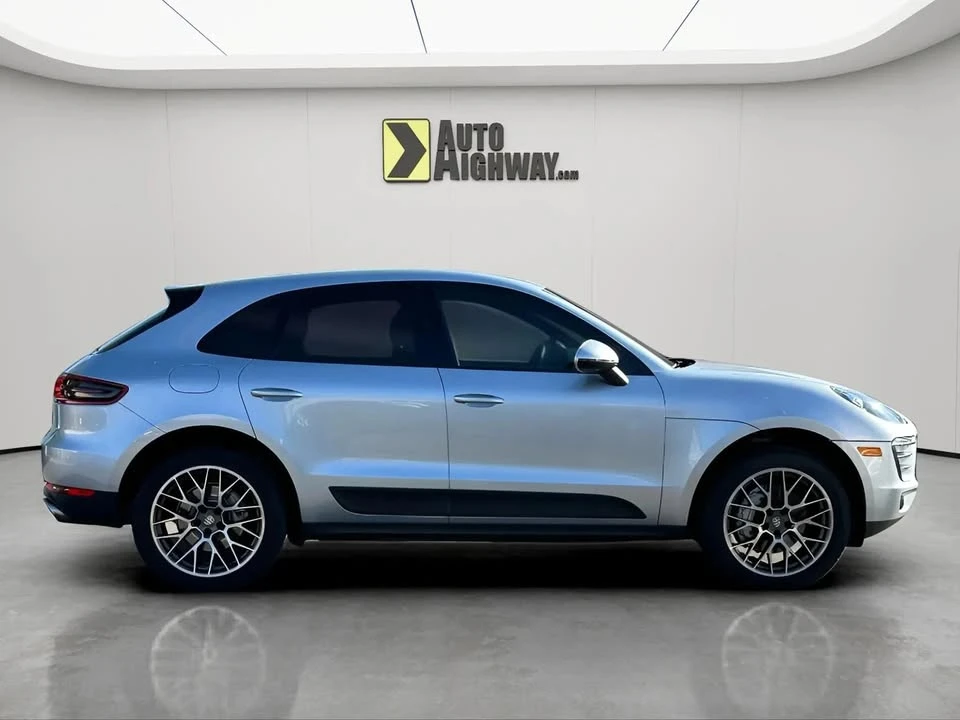 2016 Porsche Macan - Image 4 of 20