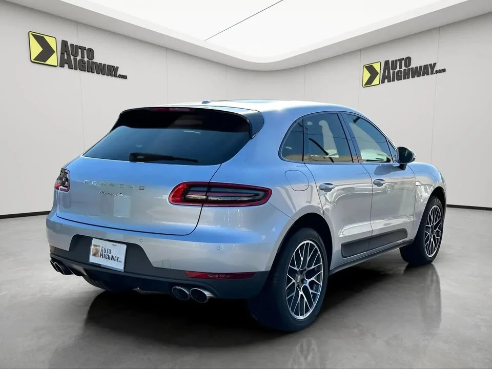 2016 Porsche Macan - Image 5 of 20
