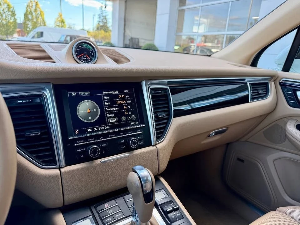 2016 Porsche Macan - Image 20 of 20