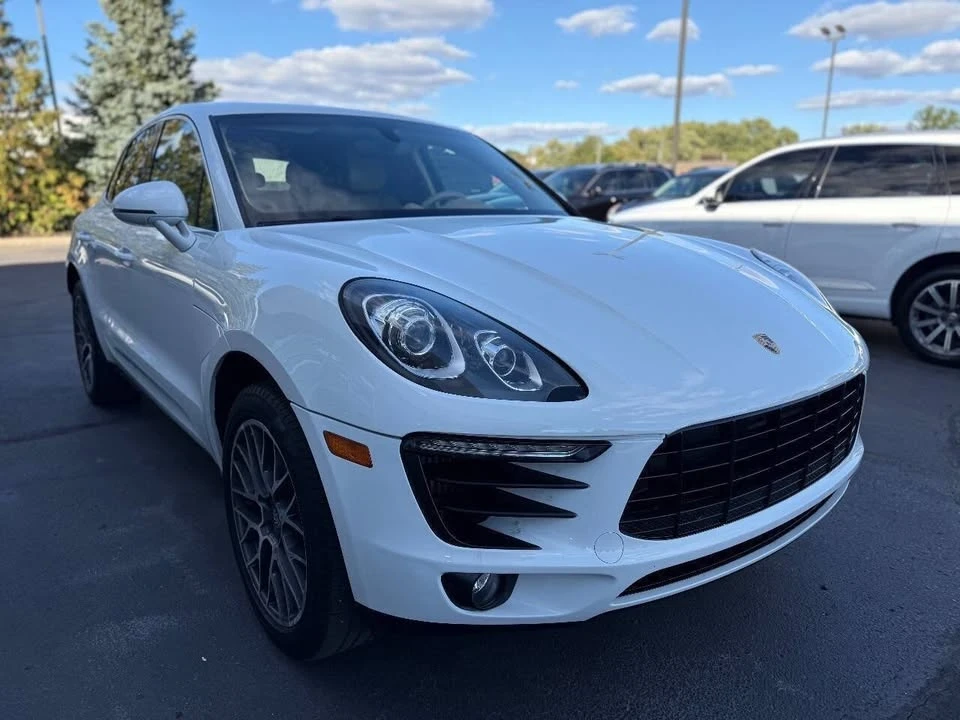 2016 Porsche Macan - Image 7 of 20