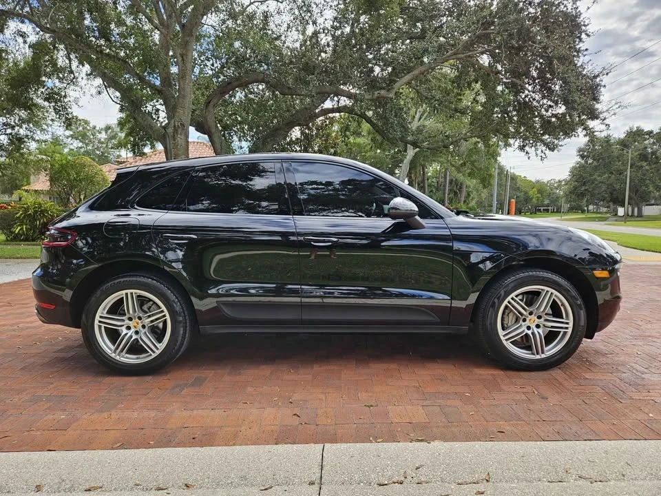 2016 Porsche Macan - Image 6 of 19