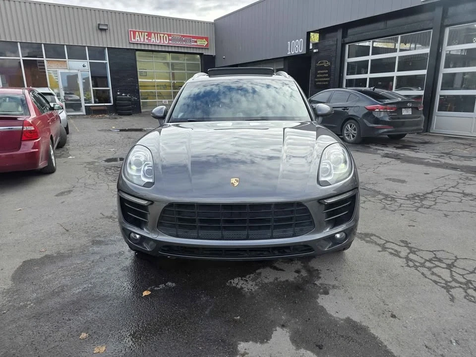 2016 Porsche Macan - Image 8 of 14