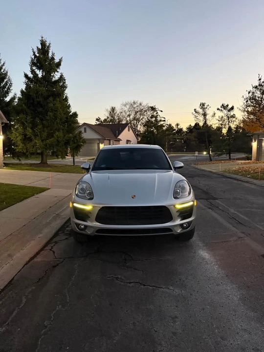 2016 Porsche Macan - Image 5 of 10