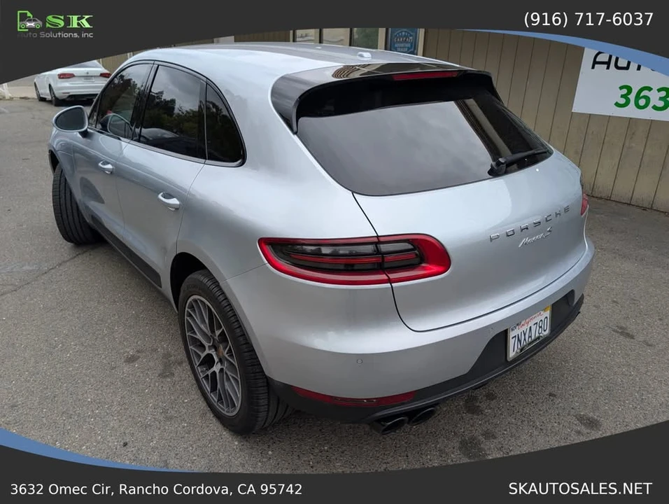 2016 Porsche Macan - Image 8 of 19