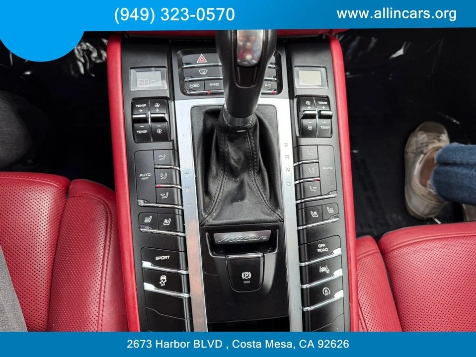 2016 Porsche Macan - Image 12 of 20